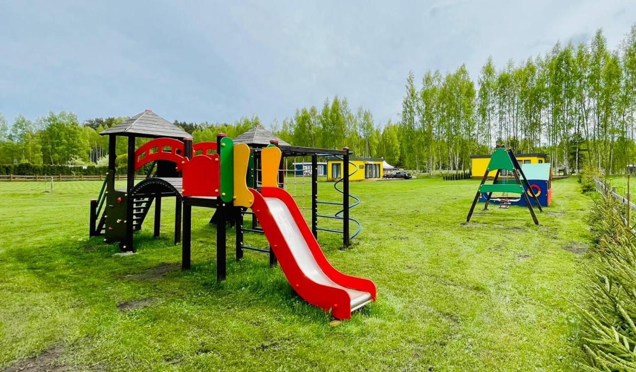 Piejuras Nams Hotell Ķesterciems Exteriör bild