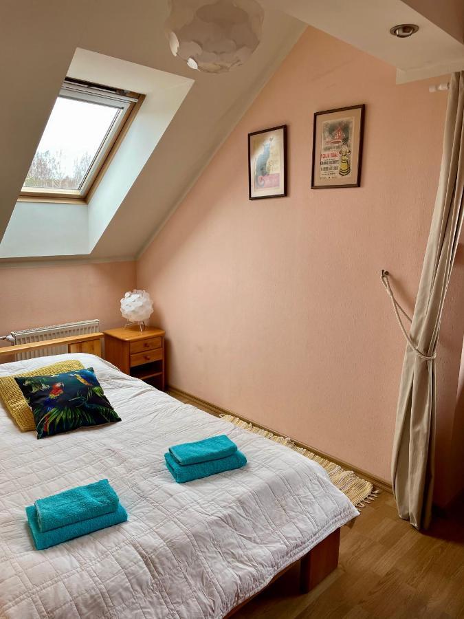 Piejuras Nams Hotell Ķesterciems Exteriör bild
