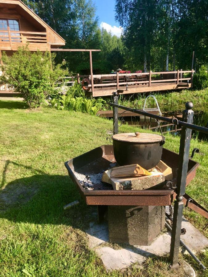 Piejuras Nams Hotell Ķesterciems Exteriör bild